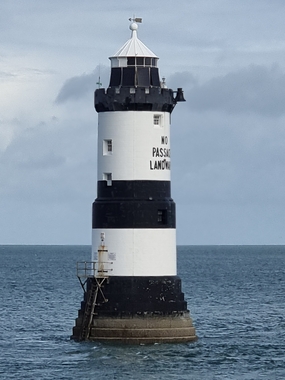 大海灯塔摄影图片